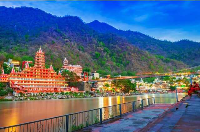 Lakshman-Jhula-Rishikesh